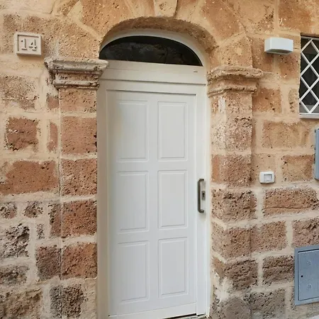Paisiello's Double With Bathroom Appartamento Taranto